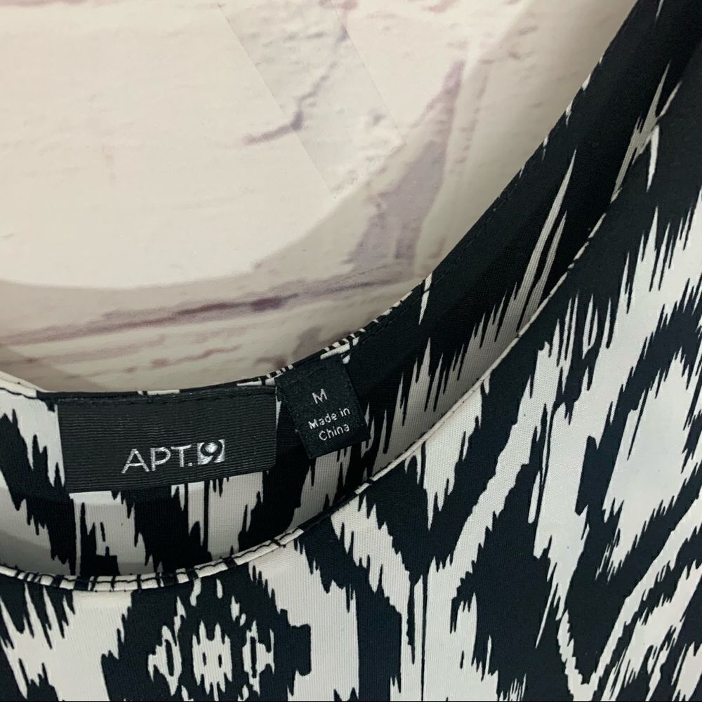 Apt 9 medium blouse - Picture 3 of 5
